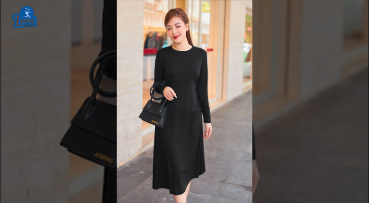 Phối đồ đầm dài với túi xách mini